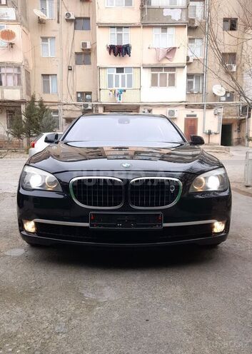 BMW 750 2009, 179,000 km - 4.4 л - Bakı