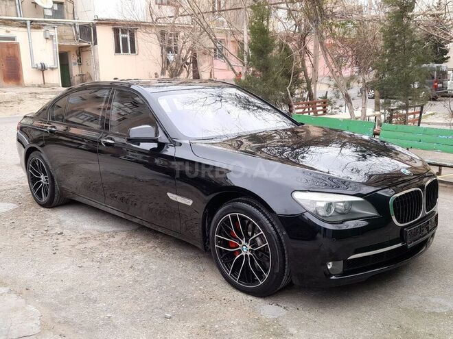 BMW 750 2009, 179,000 km - 4.4 л - Bakı