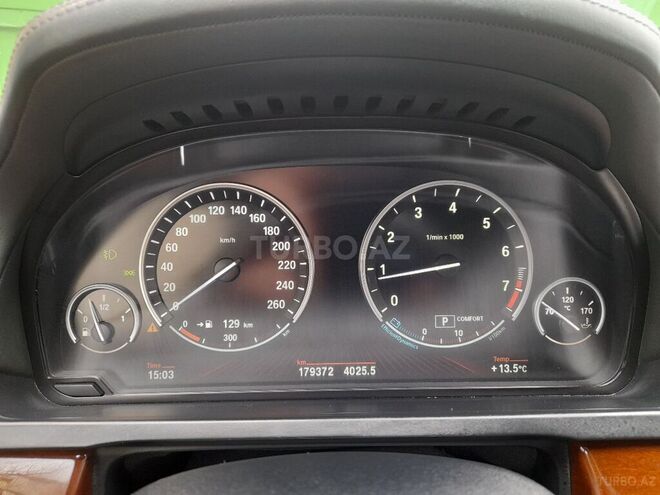 BMW 750 2009, 179,000 km - 4.4 л - Bakı