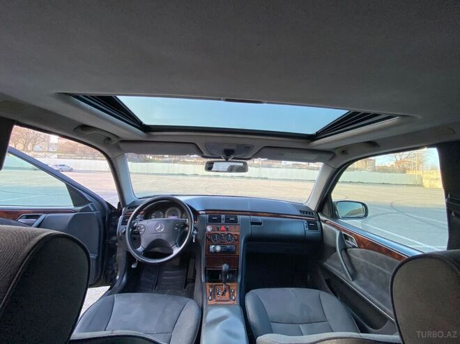 Mercedes E 220 1999, 506,534 km - 2.2 l - Bakı