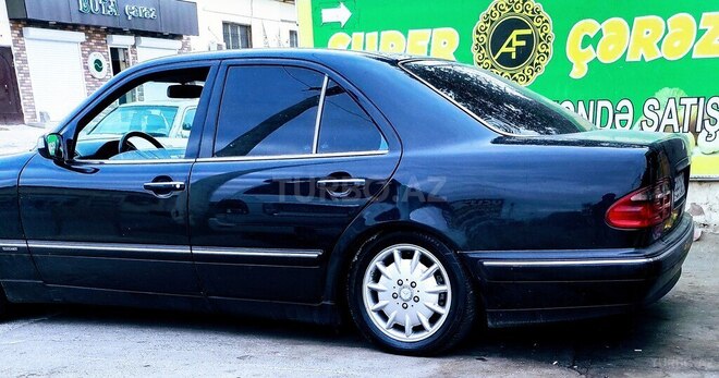 Mercedes E 220 1999, 506,534 km - 2.2 l - Bakı
