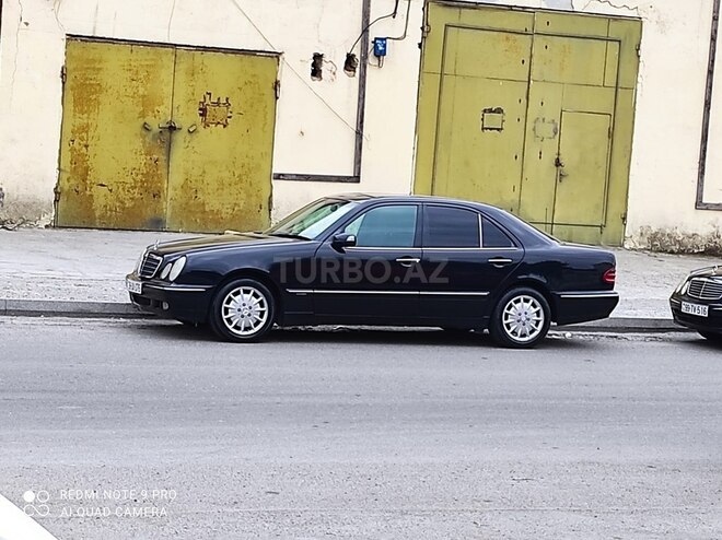Mercedes E 220 1999, 506,534 km - 2.2 l - Bakı