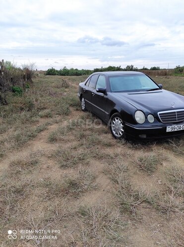 Mercedes E 220 1999, 506,534 km - 2.2 l - Bakı
