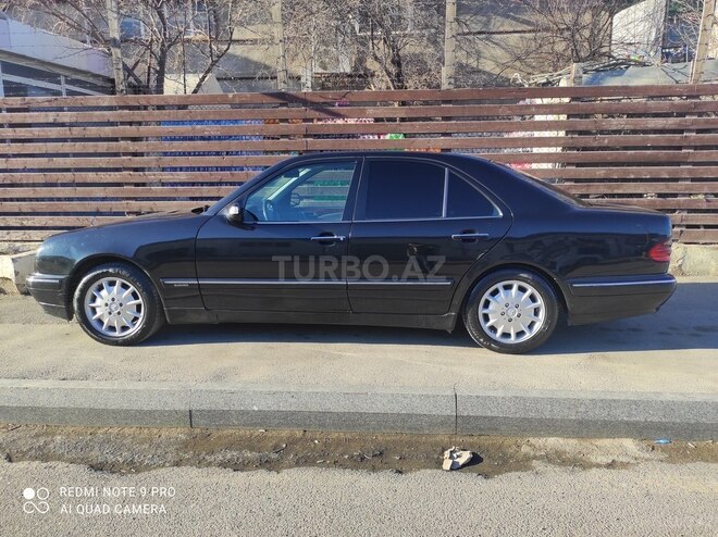 Mercedes E 220 1999, 506,534 km - 2.2 l - Bakı