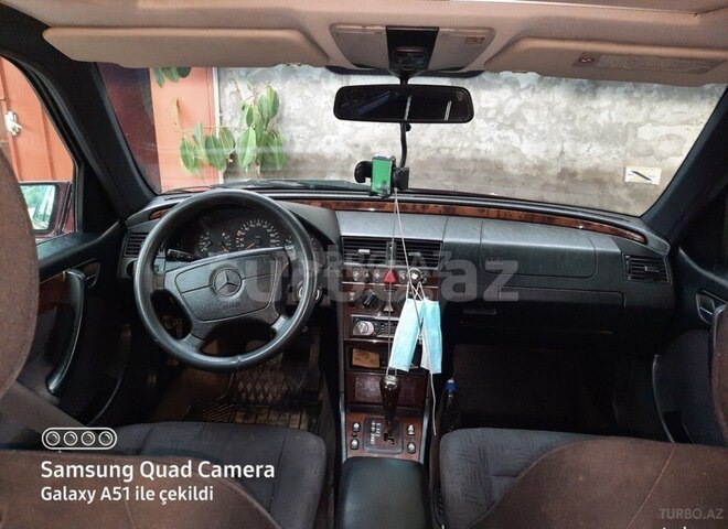 Mercedes C 180 1998, 351,000 km - 1.8 л - Bakı