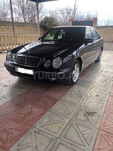 Mercedes E 220 2000, 250,000 km - 2.2 l - Ağcabədi