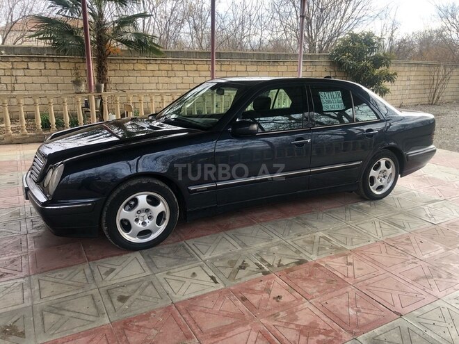 Mercedes E 220 2000, 250,000 km - 2.2 l - Ağcabədi