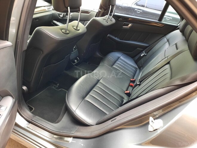 Mercedes E 250 2015, 140,436 km - 2.2 l - Bakı