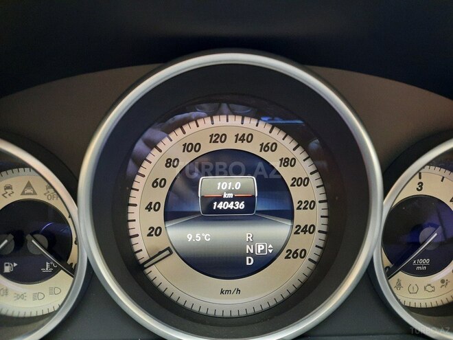 Mercedes E 250 2015, 140,436 km - 2.2 l - Bakı