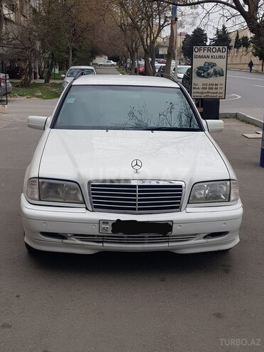 Mercedes C 220 1999, 300,000 km - 2.2 л - Bakı