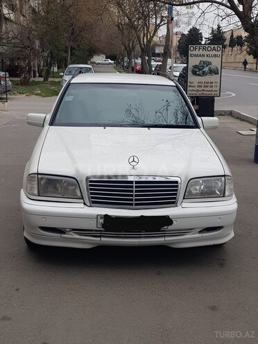 Mercedes C 220 1999, 300,000 km - 2.2 л - Bakı