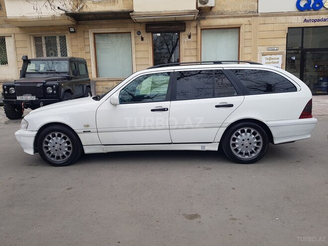 Mercedes C 220 1999, 300,000 km - 2.2 л - Bakı