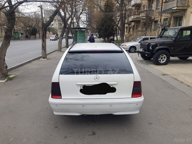 Mercedes C 220 1999, 300,000 km - 2.2 л - Bakı
