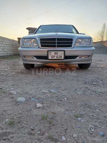 Mercedes C 220 1999, 306,000 km - 2.2 л - İmişli