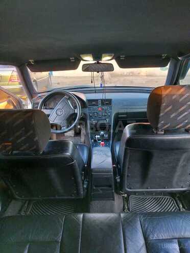 Mercedes C 220 1999, 306,000 km - 2.2 л - İmişli