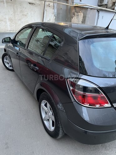 Opel Astra 2009, 172,000 km - 1.4 l - Gəncə