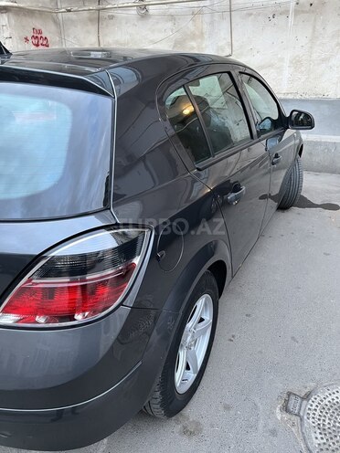 Opel Astra 2009, 172,000 km - 1.4 l - Gəncə