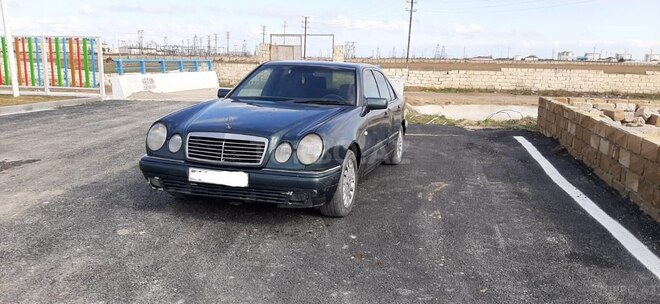Mercedes E 200 1997, 415,000 km - 2.0 l - Bakı