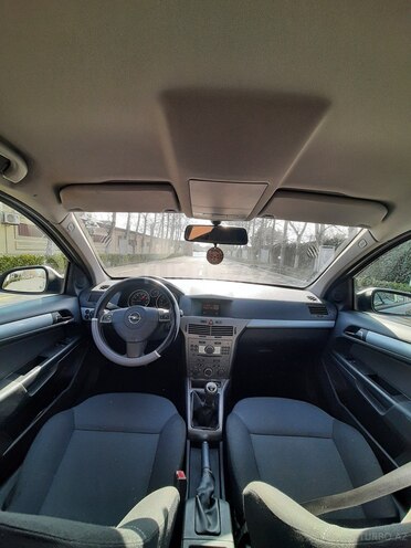 Opel Astra 2006, 239,621 km - 1.4 l - Bakı