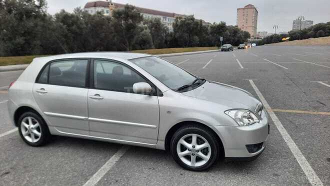 Toyota Corolla 2005, 237,545 km - 1.4 л - Bakı