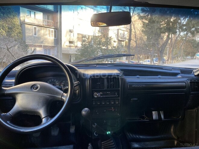 GAZ 31105 2005, 250,000 km - 2.4 l - Bakı