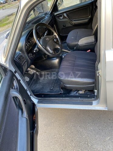 GAZ 31105 2005, 250,000 km - 2.4 l - Bakı