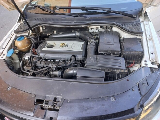 Volkswagen Passat CC 2009, 174,000 km - 2.0 л - Bakı