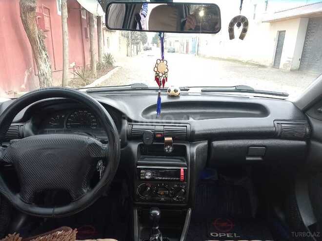 Opel Astra 1994, 111,000 km - 1.4 l - Bakı