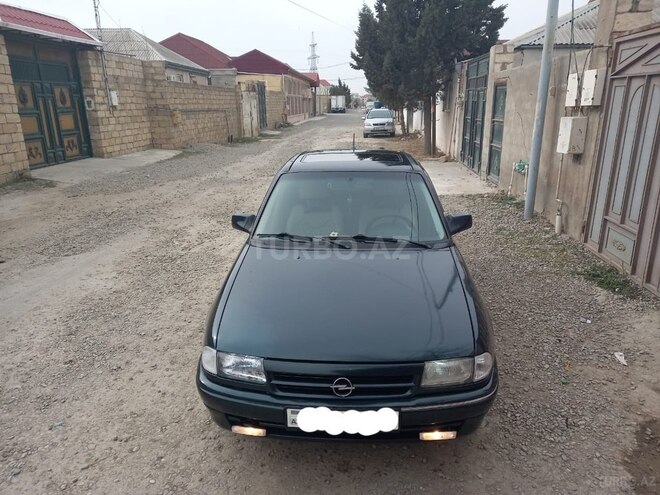 Opel Astra 1994, 111,000 km - 1.4 l - Bakı
