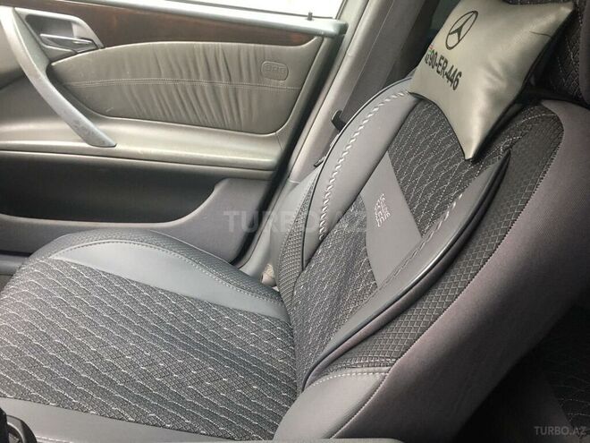 Mercedes E 280 2001, 230,000 km - 2.8 l - Bakı