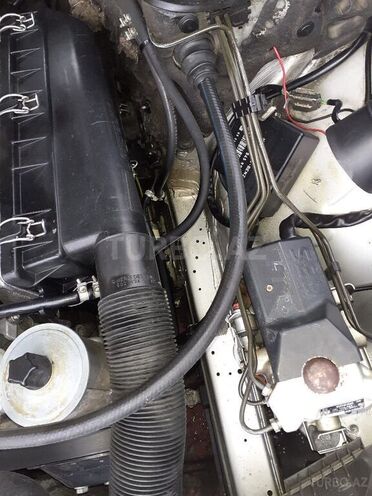 Mercedes E 250 1993, 352,123 km - 2.5 l - Lənkəran