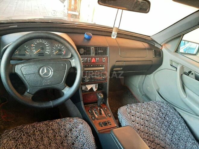 Mercedes C 200 2000, 317,000 km - 2.0 л - Bakı
