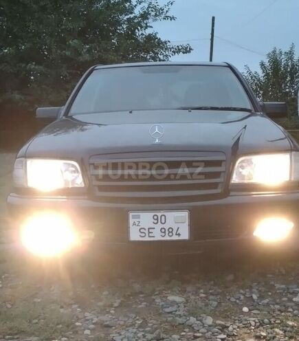 Mercedes C 200 2000, 317,000 km - 2.0 л - Bakı