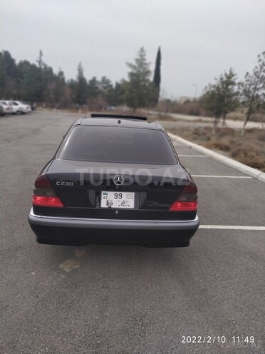 Mercedes C 230 2000, 305,000 km - 2.3 л - Şirvan