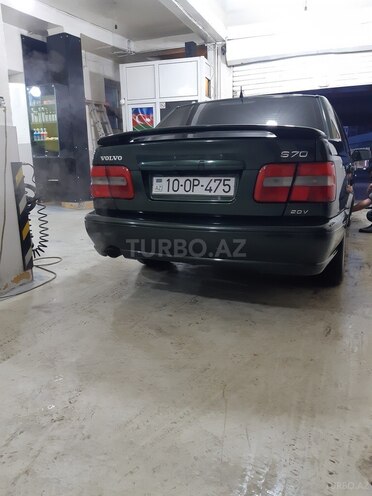 Volvo  1998, 330,000 km - 2.4 l - Bakı