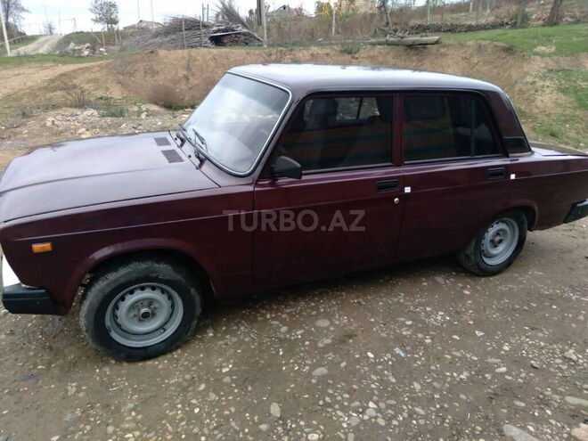 LADA (VAZ) 2107 2006, 220,000 km - 1.6 л - Qusar