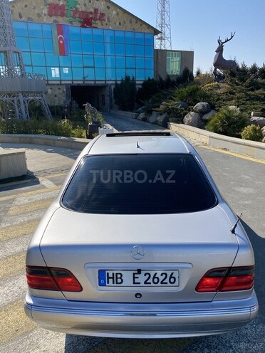 Mercedes E 320 2000, 410,000 km - 3.2 л - Bakı
