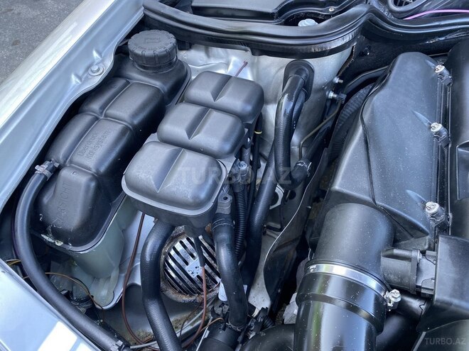 Mercedes E 320 2000, 410,000 km - 3.2 л - Bakı