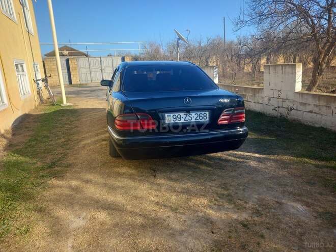 Mercedes E 240 1999, 400,017 km - 2.4 l - Neftçala