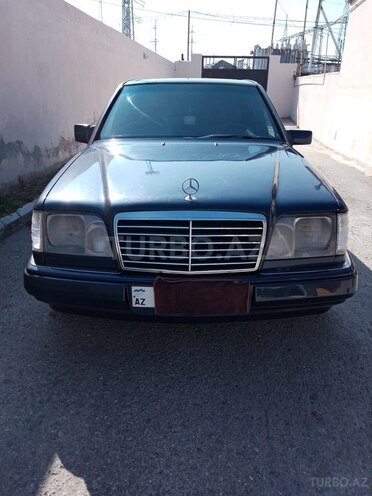 Mercedes E 220 1995, 638,000 km - 2.2 l - Sumqayıt