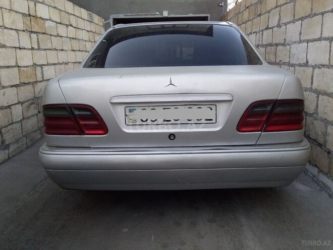 Mercedes E 280 1998, 294,571 km - 2.8 l - Balakən