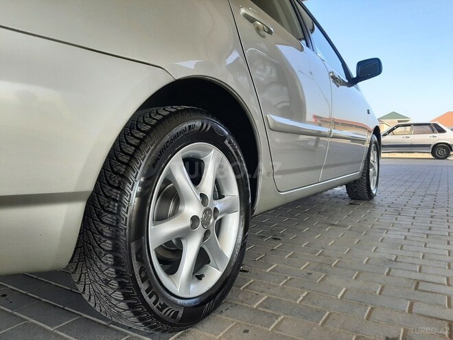 Toyota Corolla 2005, 230,000 km - 1.4 l - Bakı