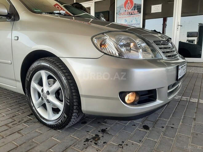 Toyota Corolla 2005, 230,000 km - 1.4 l - Bakı