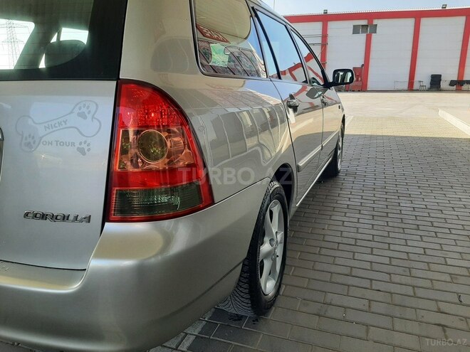 Toyota Corolla 2005, 230,000 km - 1.4 l - Bakı