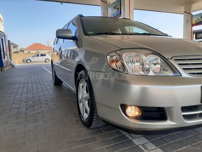 Toyota Corolla 2005, 230,000 km - 1.4 l - Bakı