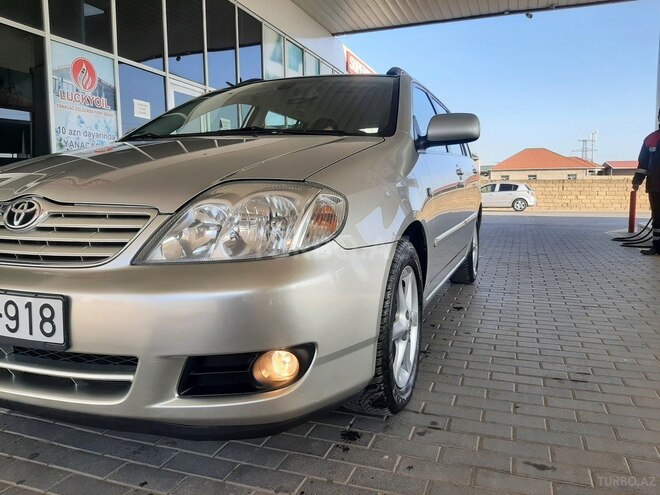 Toyota Corolla 2005, 230,000 km - 1.4 l - Bakı