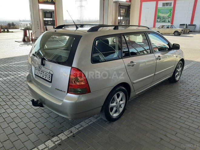 Toyota Corolla 2005, 230,000 km - 1.4 l - Bakı