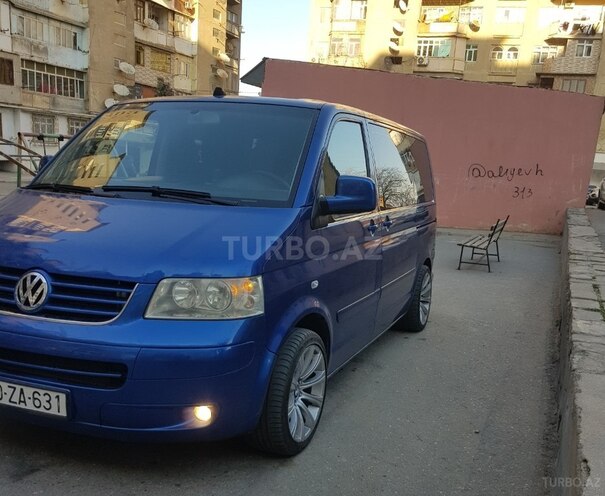 Volkswagen Multivan 2003, 328,000 km - 2.5 l - Bakı