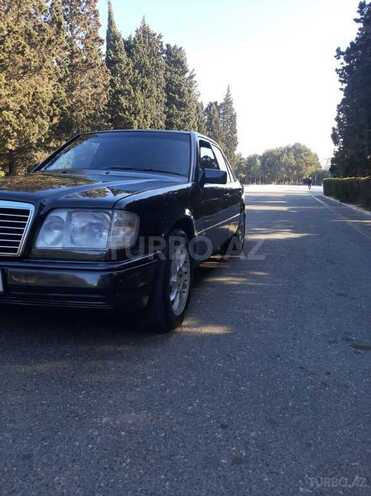 Mercedes E 280 1995, 444,350 km - 2.8 l - Sumqayıt