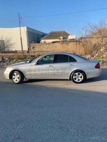 Mercedes E 220 2005, 324,000 km - 2.2 l - Bakı